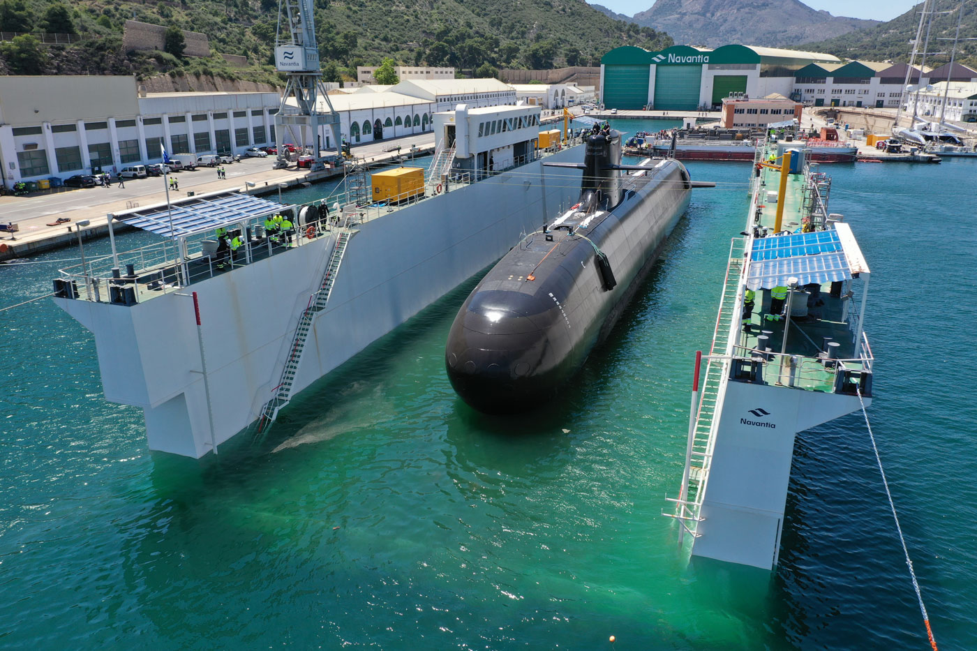 puesta a flote del submarino S-81